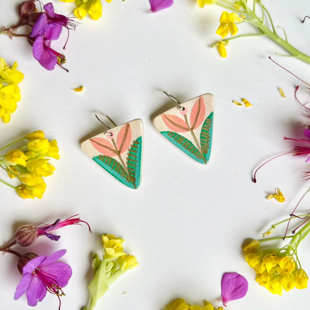 MAYFLOWER in Coral + Green